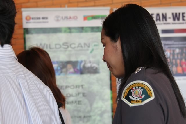 police-woman.jpg